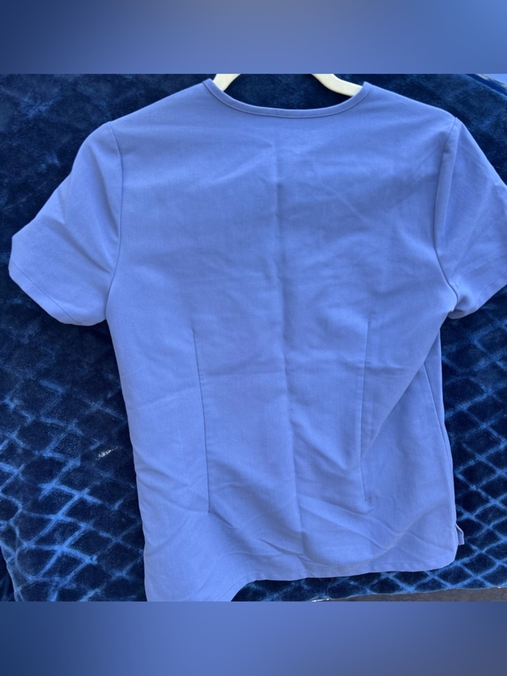 Figs scrub top - Picture 2 of 4